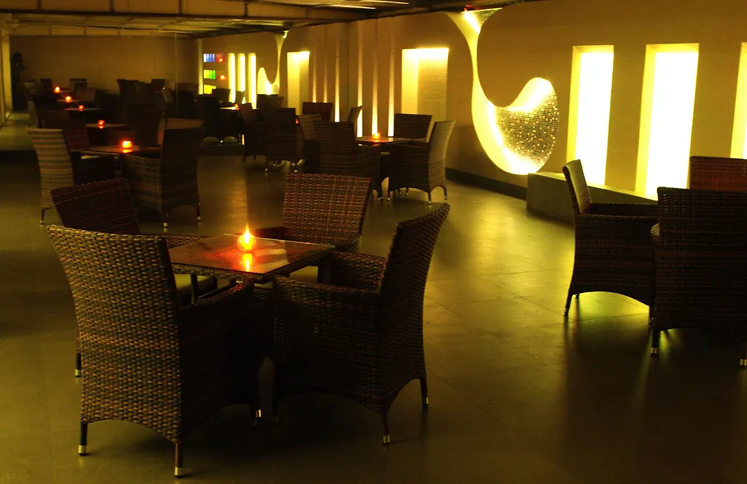 The Roa Hotel-1